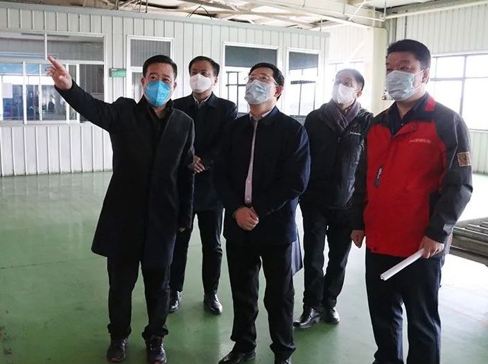 省派“四进”攻坚行动工作组到万达宝通轮胎指导疫情防控及复工复产工作